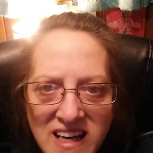 Meet your Posher, Joyce